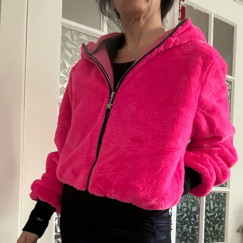 ClubExx/DollsKill faux fur hooded jacket w/embroidered monarch. New with tag.